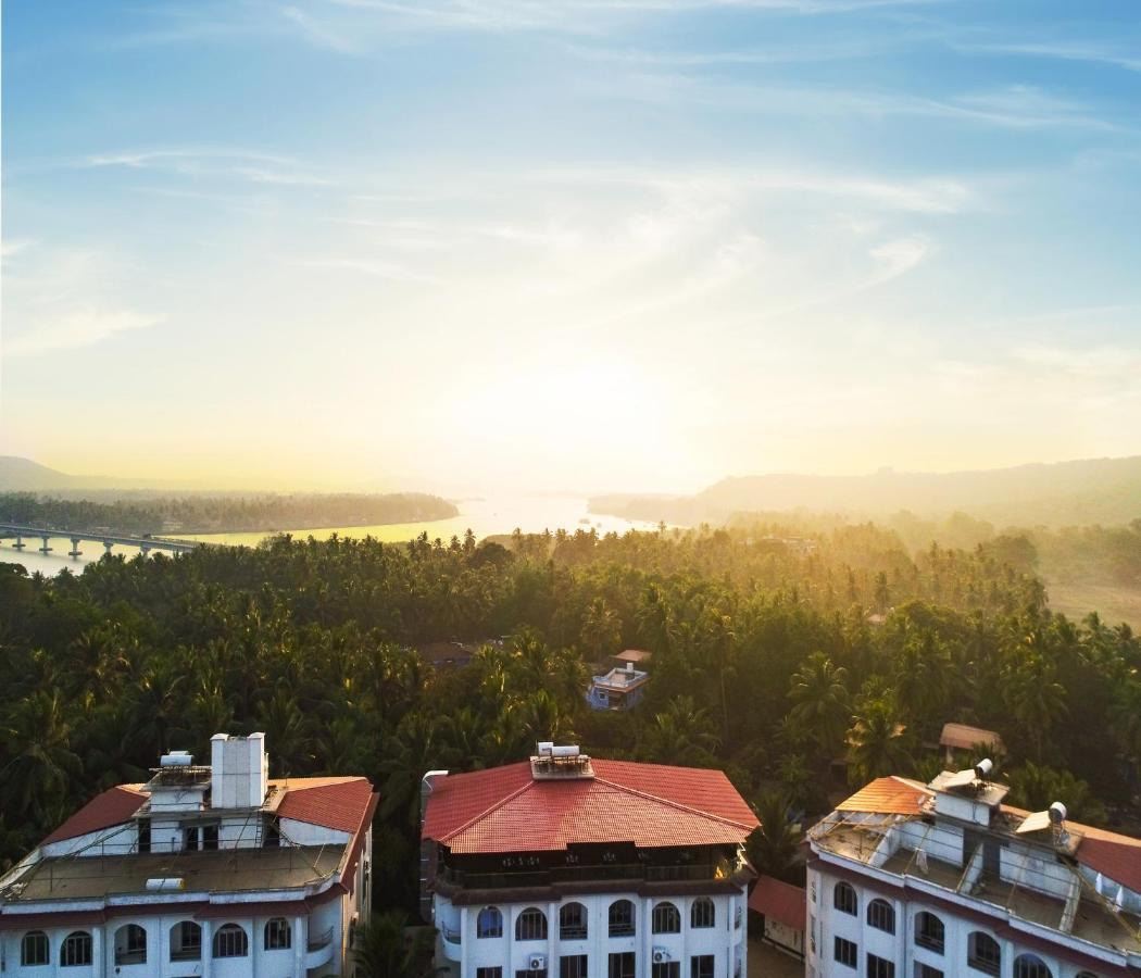 Span Suites & Villa มอร์จิม ภายนอก รูปภาพ